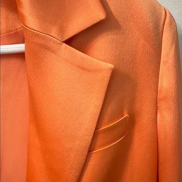 Veronica Beard Vibrant Orange Suit Jacket - Picture 4 of 12